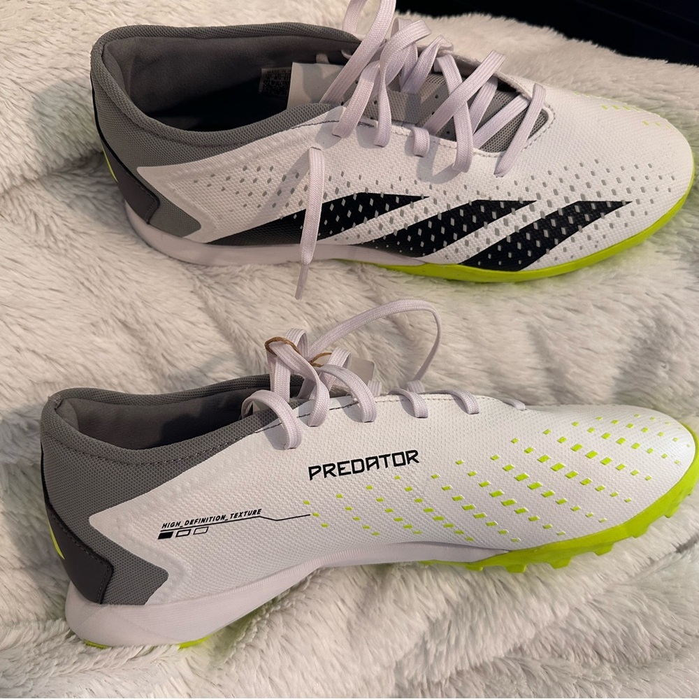 Adidas Predator Accurac.3 Turf Soccer Shoes (White/Lucid Lemon) sz 9